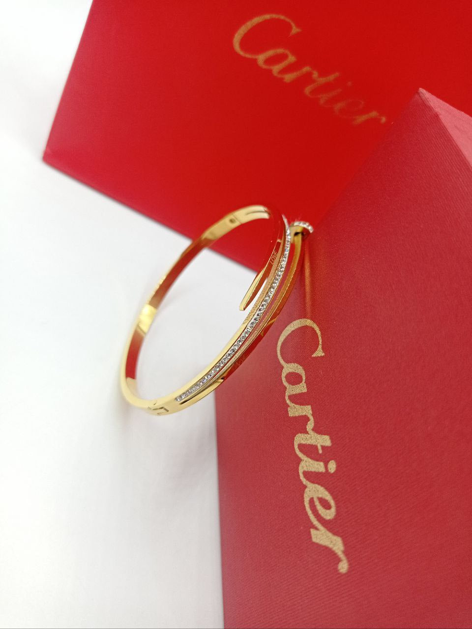 Bracelet femme acier doré Cartier